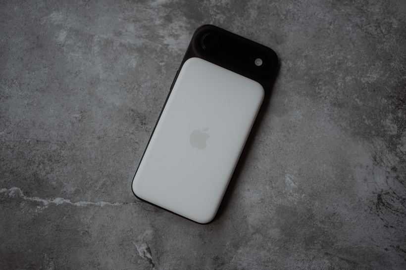 Батарея iPhone просит замены: как понять это до похода в сервис