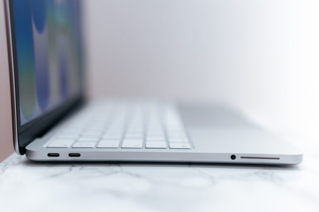 MacBook Pro не заряжается: MagSafe виноват или проблема глубже?